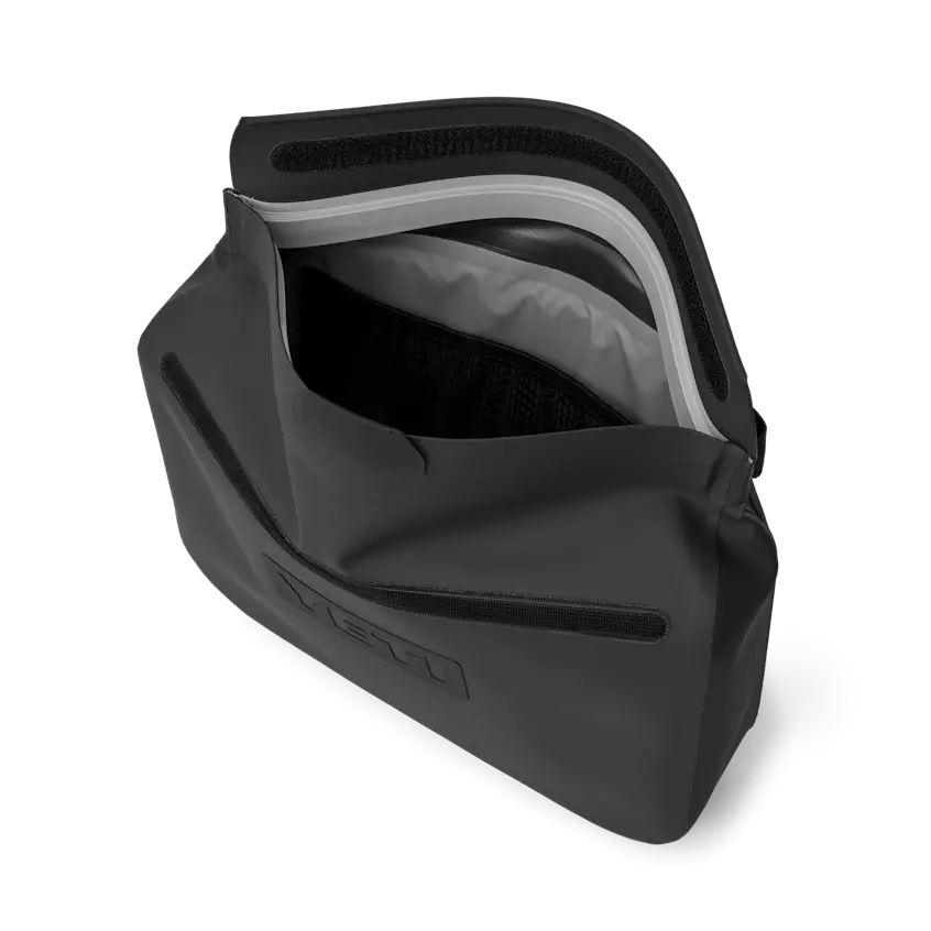 W-240008_Sidekick_1L-6L_site_studio_bags_Sidekick_6L_Black_Overhead_Open_3585_Primary_B_2400x2400.webp