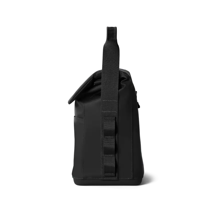 site_studio_soft_goods_Daytrip_Bag_6L_Black_Side_386_Primary_B_2400x2400.webp