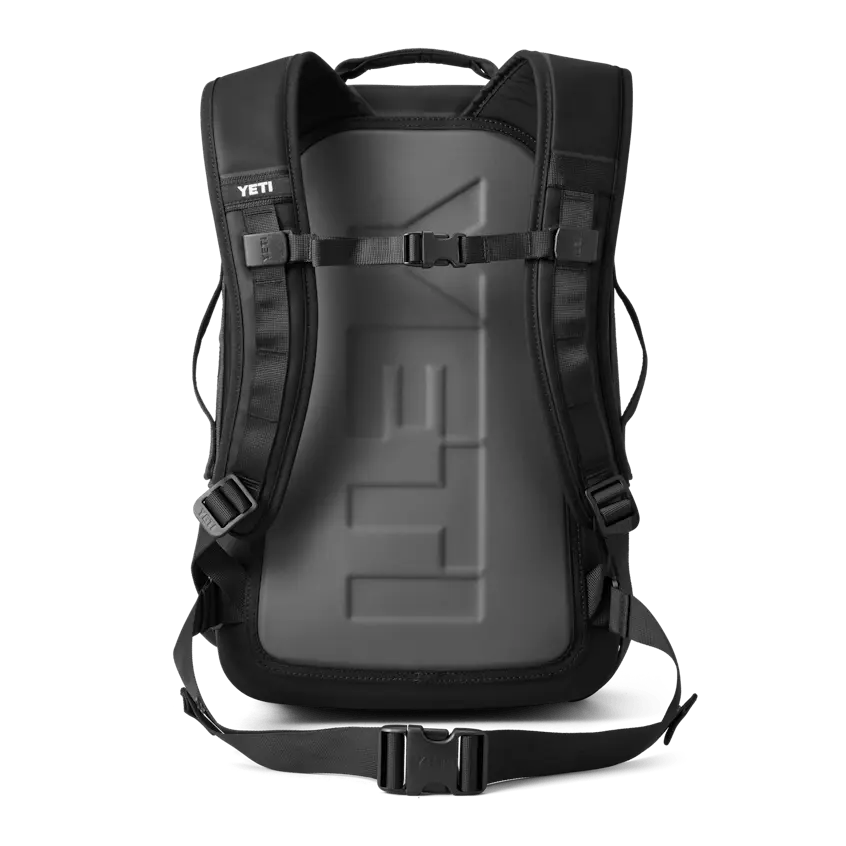 W-220111_2H23_Color_Launch_Soft_Goods_Panga_28L_Bkpk_Black_Back_0305_Primary_B_2400x2400.webp