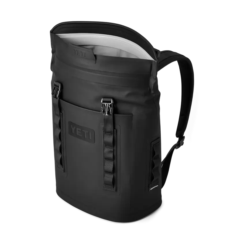 W-220111_2H23_Color_Launch_Soft_Goods_M12_Black_3qtr_Open_0465_Primary_B_2400x2400.webp