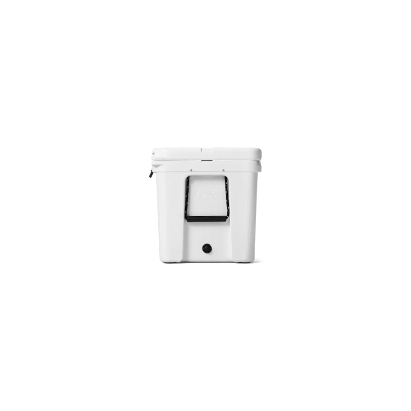 W-site_studio_cooler_capacity_Tundra_125_White_Side_3077_Primary_B_2400x2400.webp